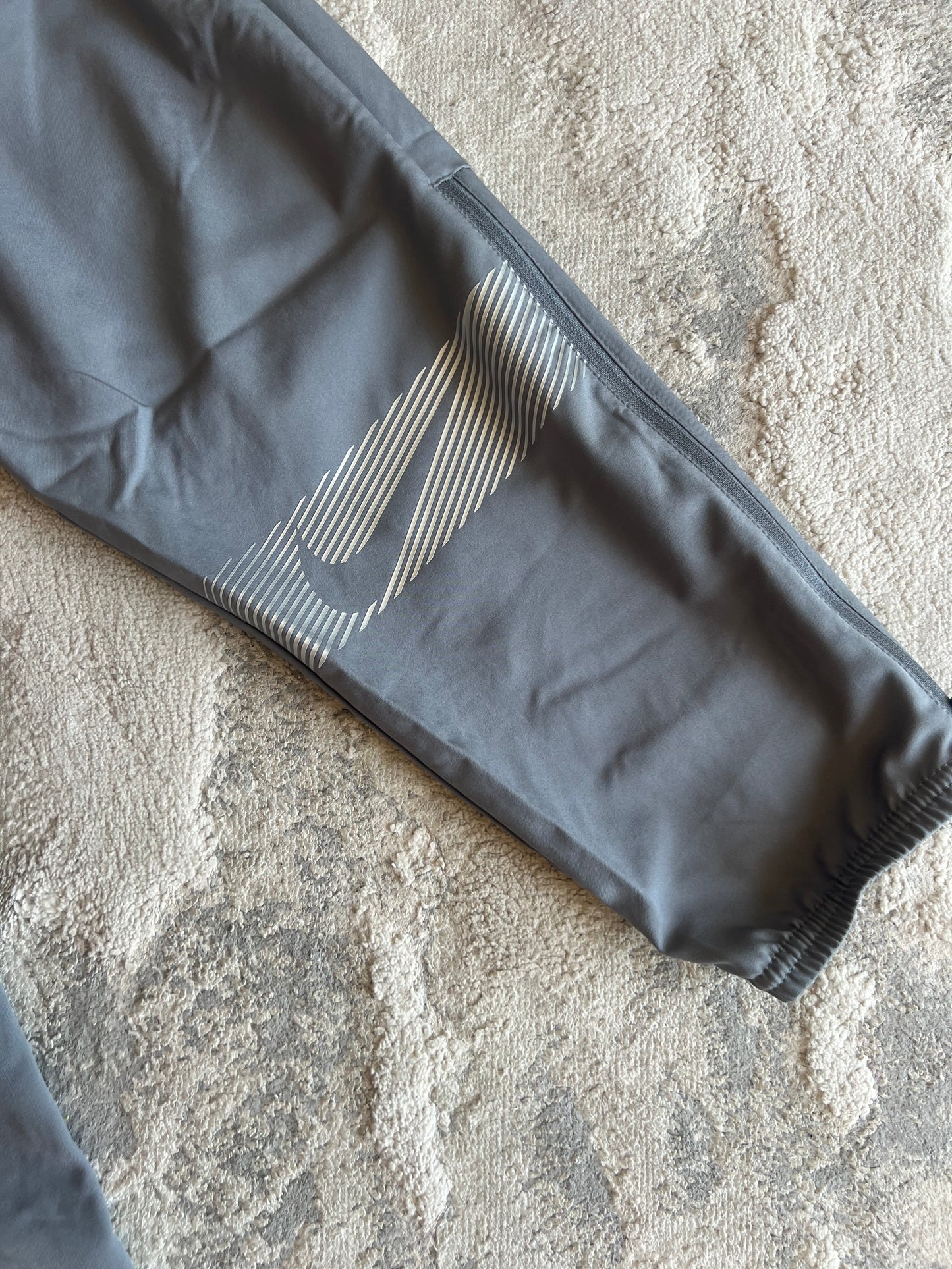 Nike Grey Challenger Lightweight Training Joggers