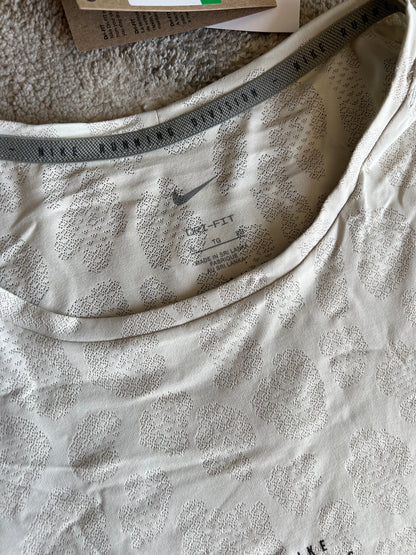 Nike Rise 365 run Division DRI-FIT