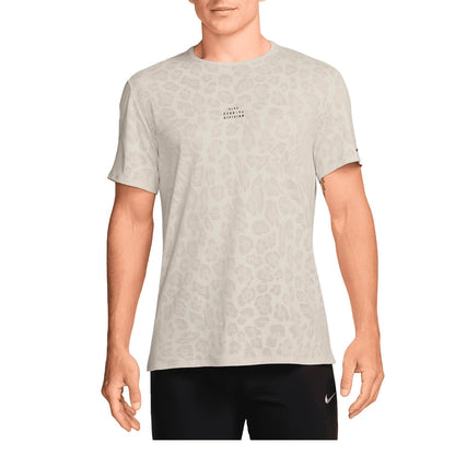 Nike Rise 365 run Division DRI-FIT